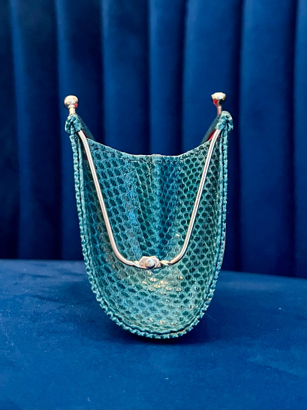 Judith Leiber Teal Karung Lizard Wallet – Crystal Kiss Lock Coin Purse