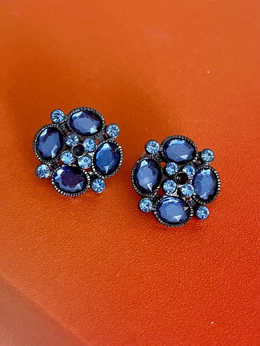 Anthropologie Navy & Blue Crystal Cluster Earrings - Missing Center Stone — gemstone cluster and metalwork detail