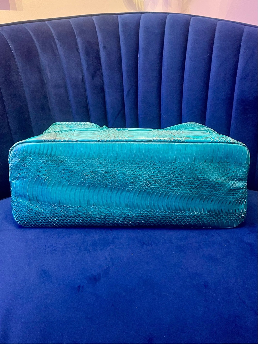 Beirn Turquoise Genuine Python Leather Tote Bag with Removable Matching Clutch — bag closure fastening and edge finish