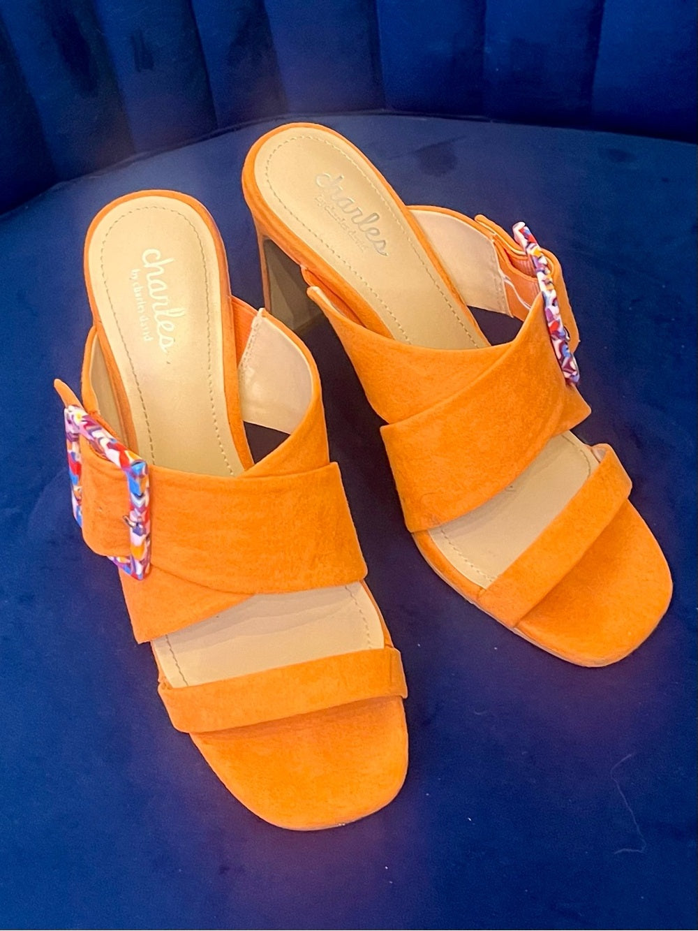 Charles by Charles David Orange Suede Heels w Multicolor Resin Buckle - Size 6.5 — embellished shoe crystal detail