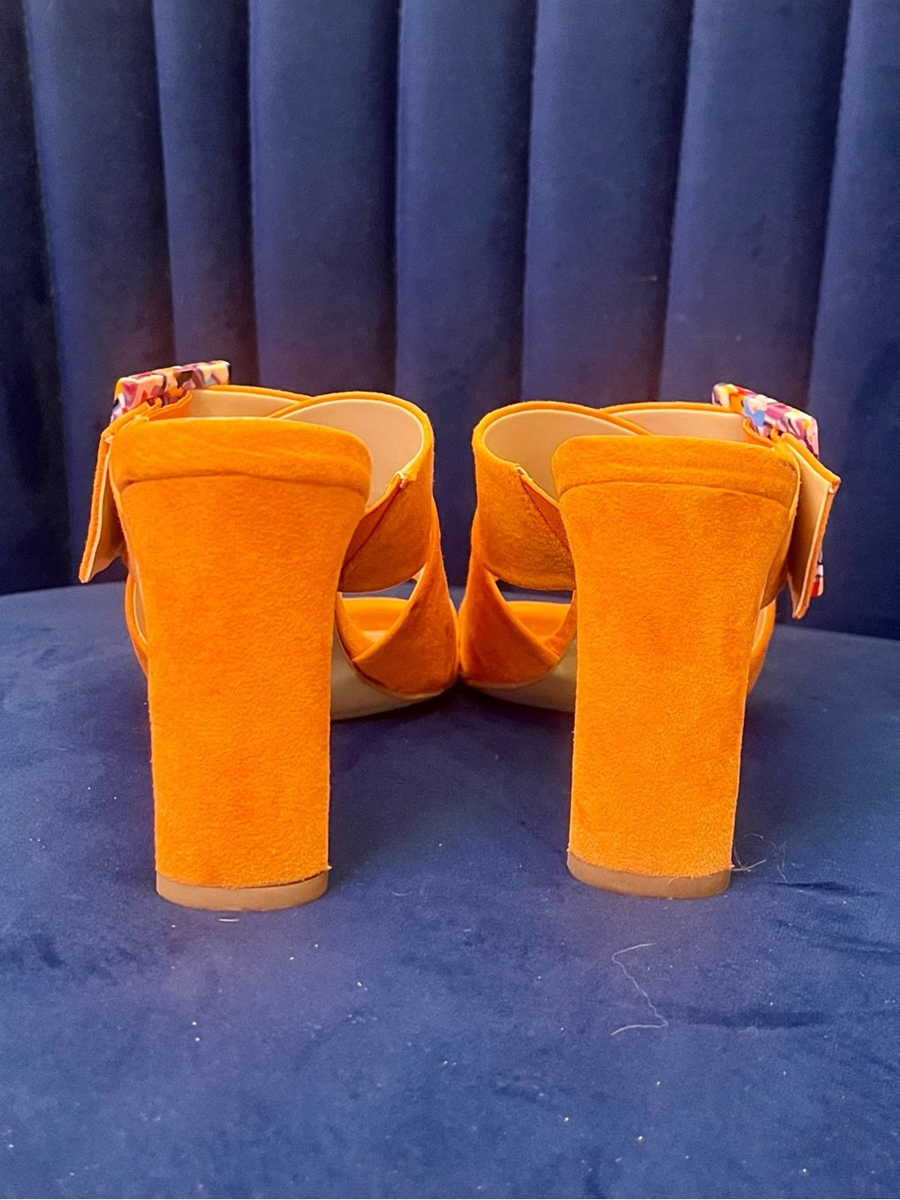 Charles by Charles David Orange Suede Heels w Multicolor Resin Buckle - Size 6.5 — ankle strap buckle and fastening