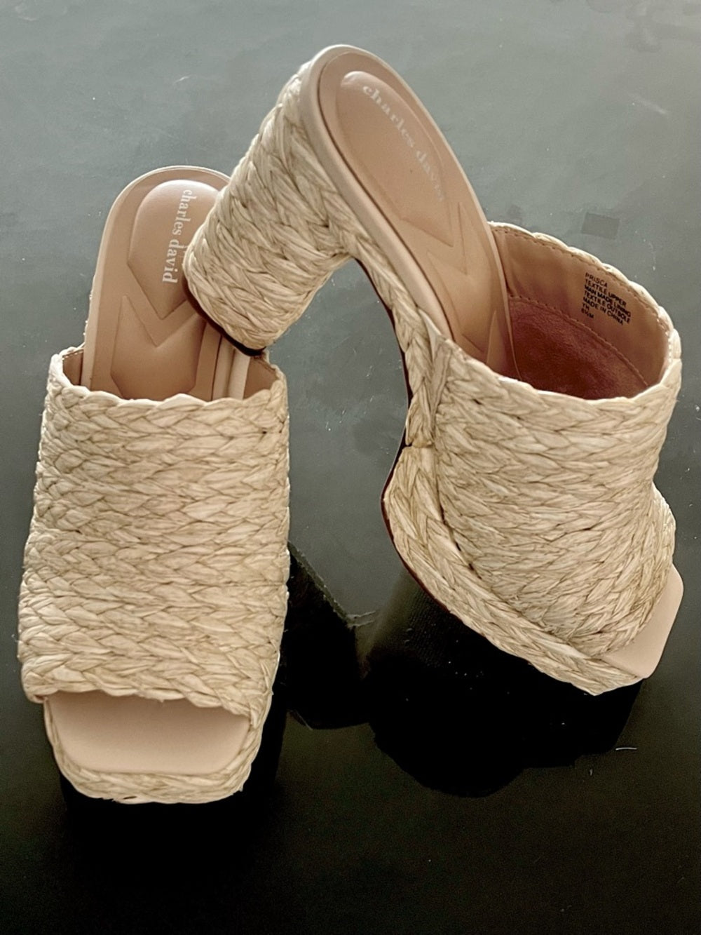 Charles David Natural Woven Block Heel Mules - Size 6.5 NWT — shoe toe shape and embellishment