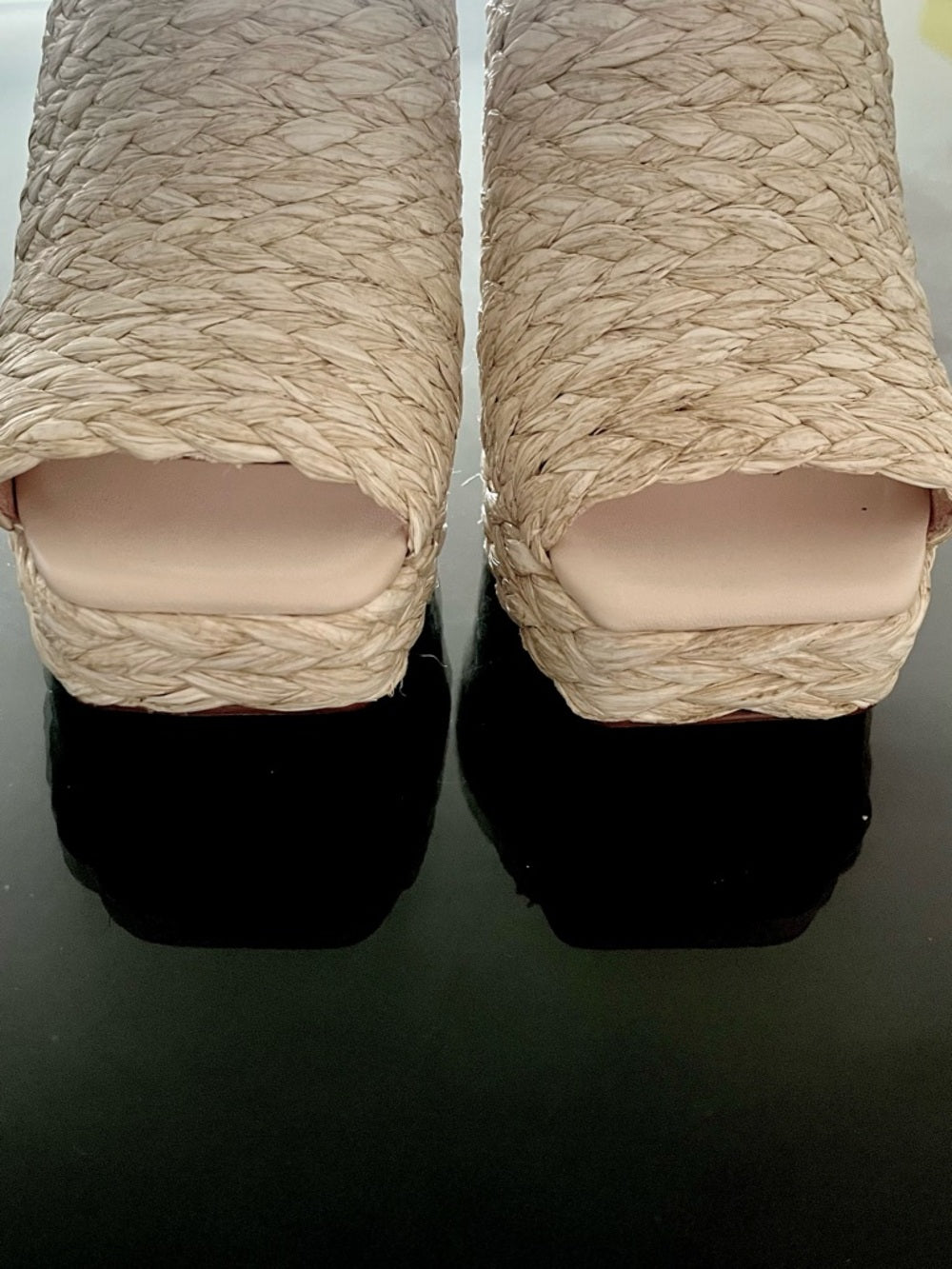 Charles David Natural Woven Block Heel Mules - Size 6.5 NWT — high heel side profile and proportions