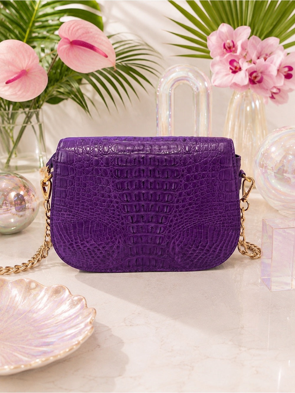 D’MOM Genuine Crocodile Exotic Leather Saddle Bag & Matching Coin Purse — structured purse profile and gusset