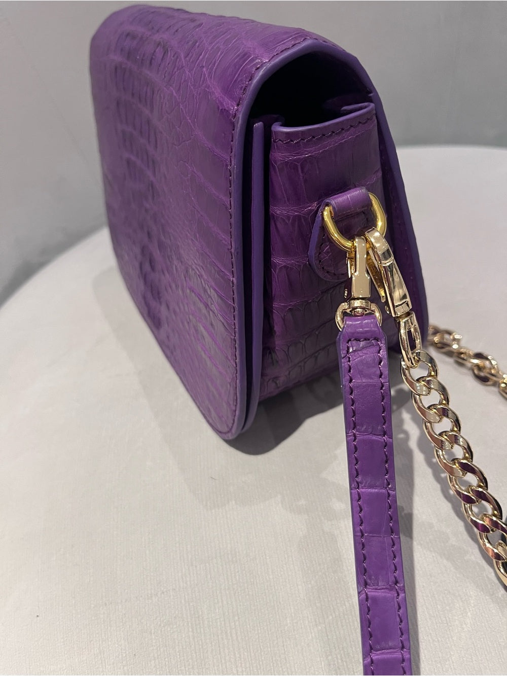 D’MOM Genuine Crocodile Exotic Leather Saddle Bag & Matching Coin Purse — luxury handbag proportions and shape