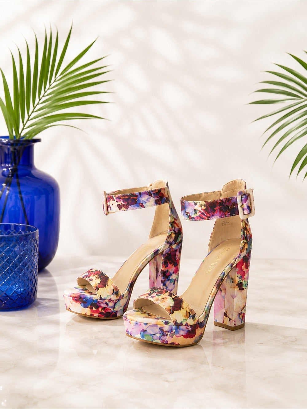 Dream Pairs Women's Open Toe Floral Chunky High Heel Platform Sandals — luxury footwear upper material and texture