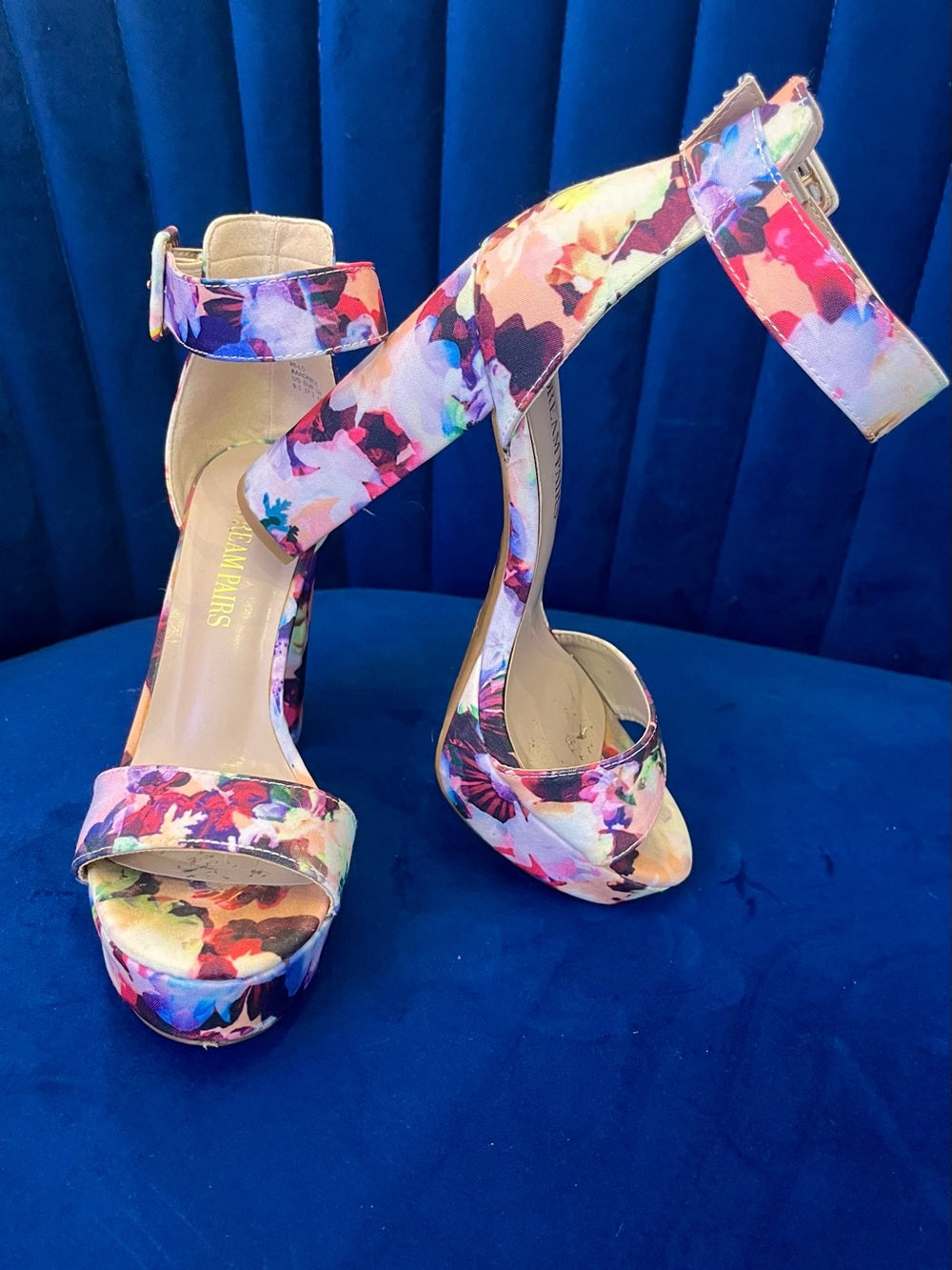 Dream Pairs Women's Open Toe Floral Chunky High Heel Platform Sandals — designer footwear material closeup