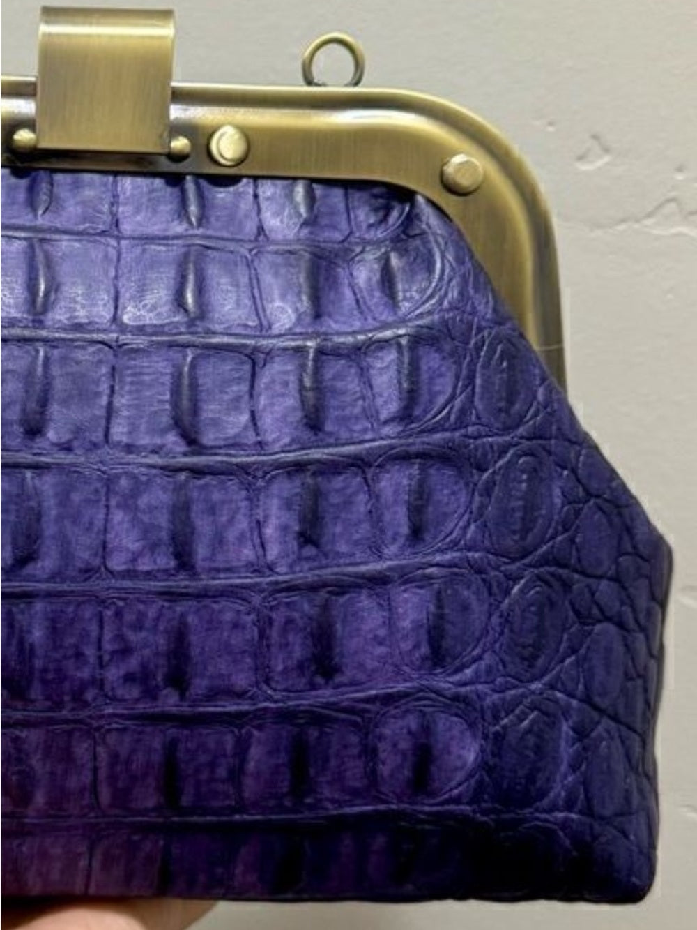 Genuine Crocodile Skin Frame Clasp Bag – Purple Exotic Leather Crossbody w Chain — bag closure fastening and edge finish