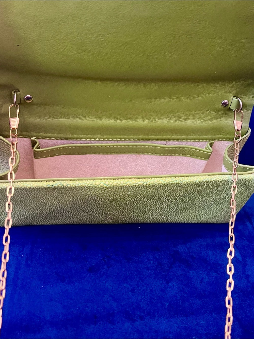 Genuine Stingray Foldover Clutch – Lime Green Exotic Evening Bag w Gold Chain — corner piping and leather edge detail