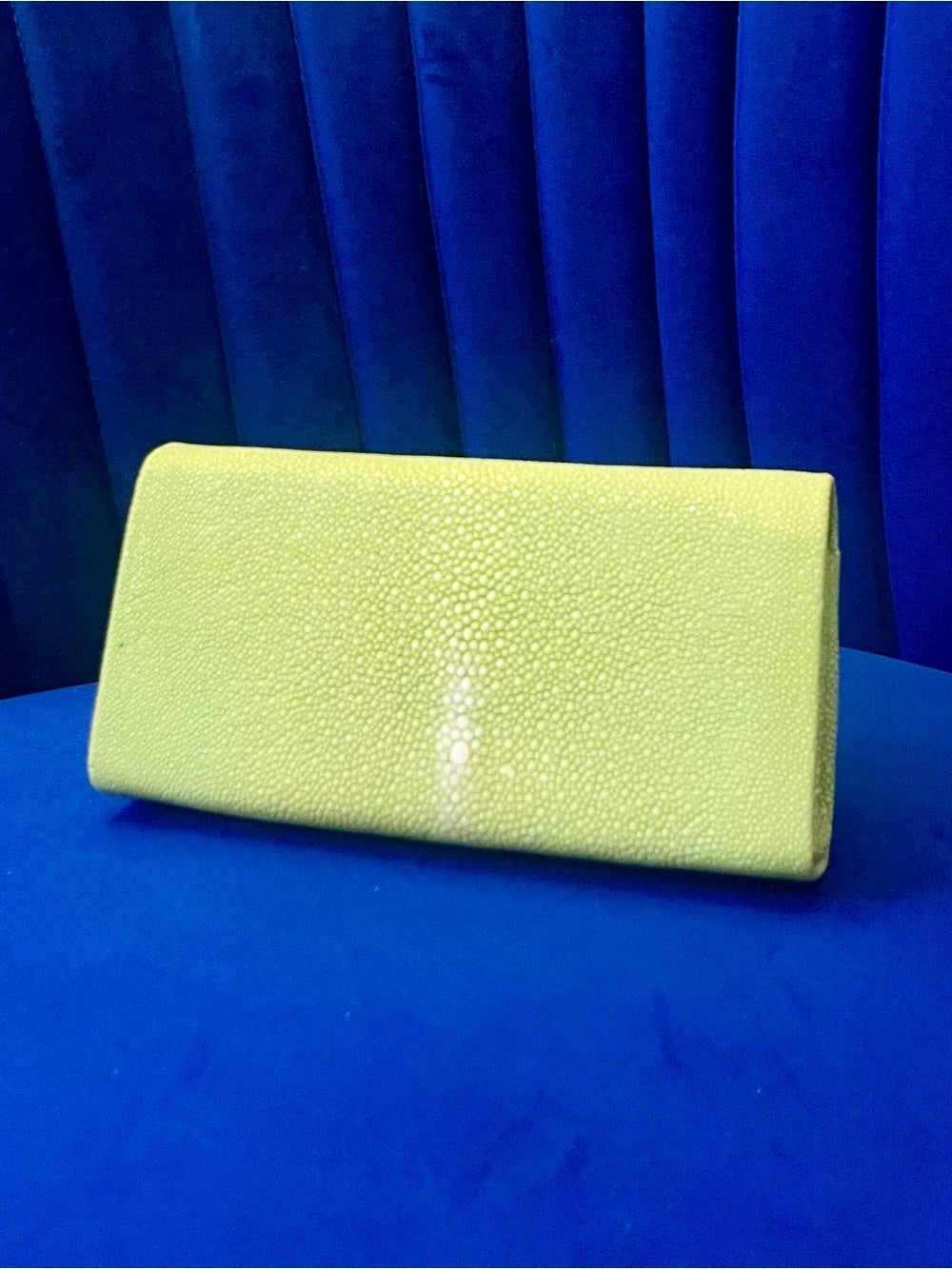 Genuine Stingray Foldover Clutch – Lime Green Exotic Evening Bag w Gold Chain — top handle and shoulder strap attachment