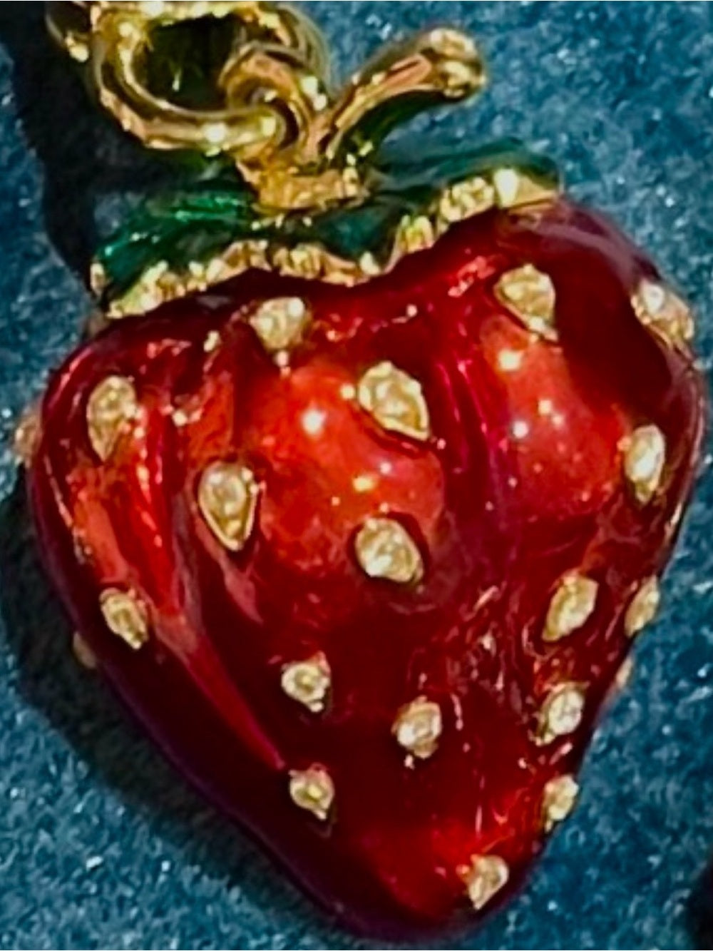 Juicy Couture Strawberry Crystal Charm Gold Tone Enamel Y2K Collectible — lobster clasp and charm attachment hardware
