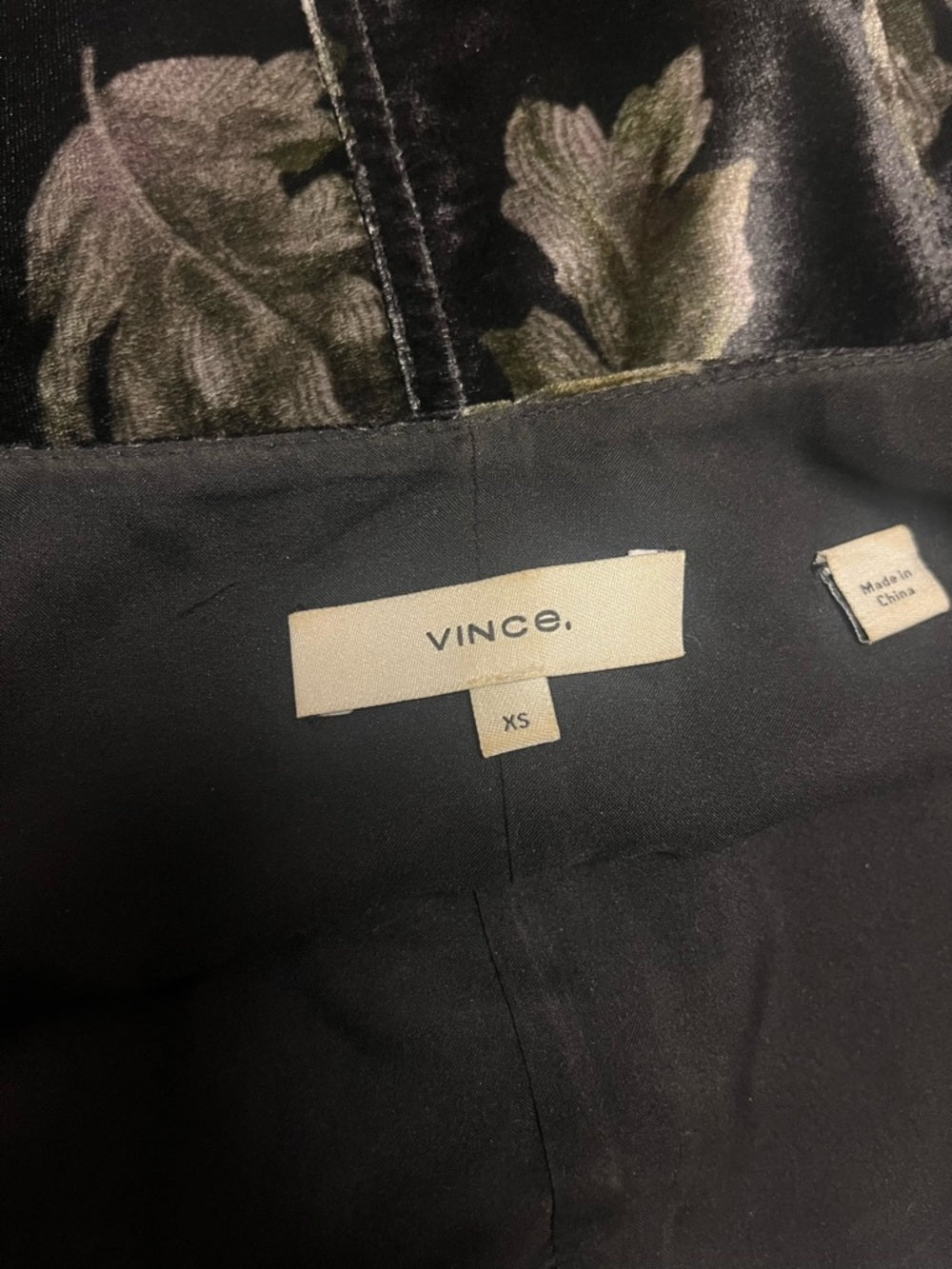 Vince Fallen Leaf Silk-Blend Sleeveless Crop Top
