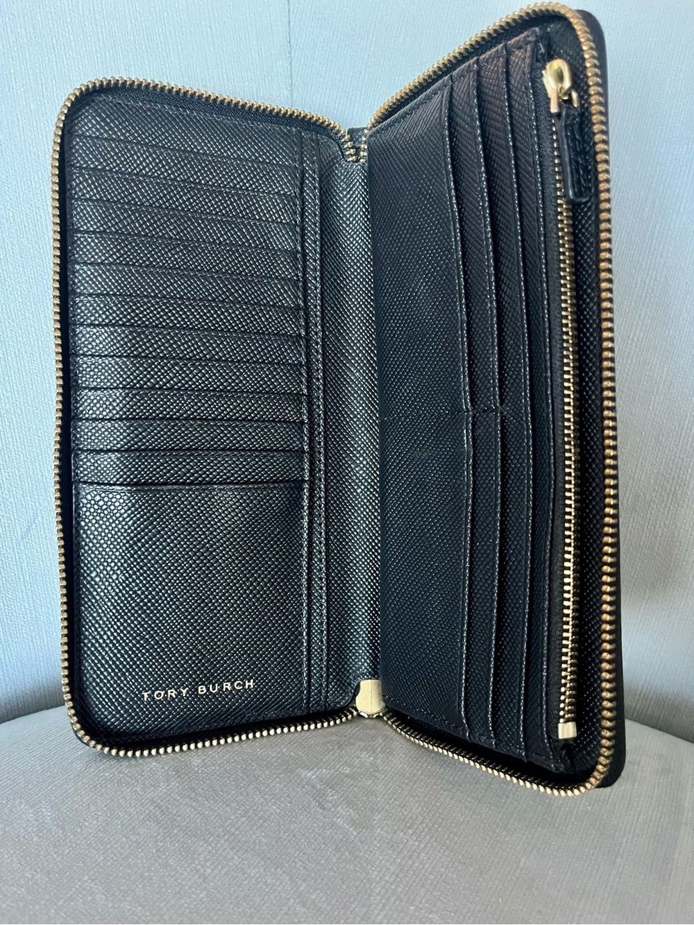 Tory Burch Black Saffiano Leather Perry Zip Passport Continental Wallet/Wristlet
