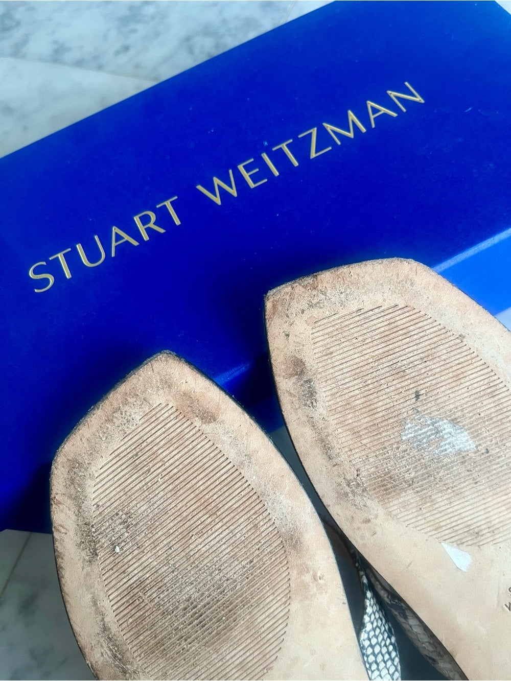 Stuart Weitzman Women's Snake-Print Thong Sandals in Black & Beige - Size 6.5