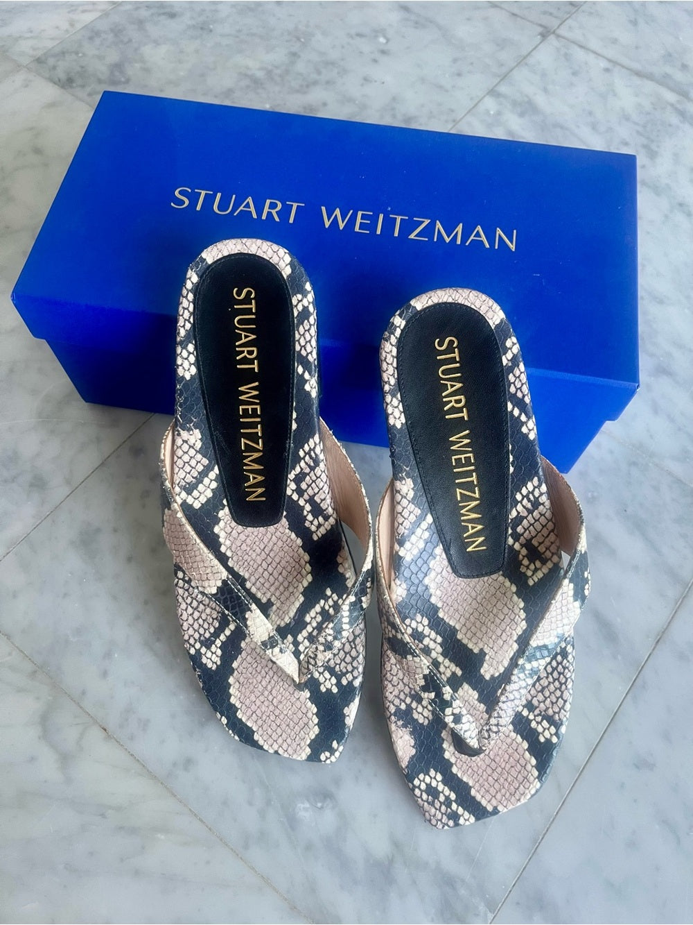 Stuart Weitzman Women's Snake-Print Thong Sandals in Black & Beige - Size 6.5