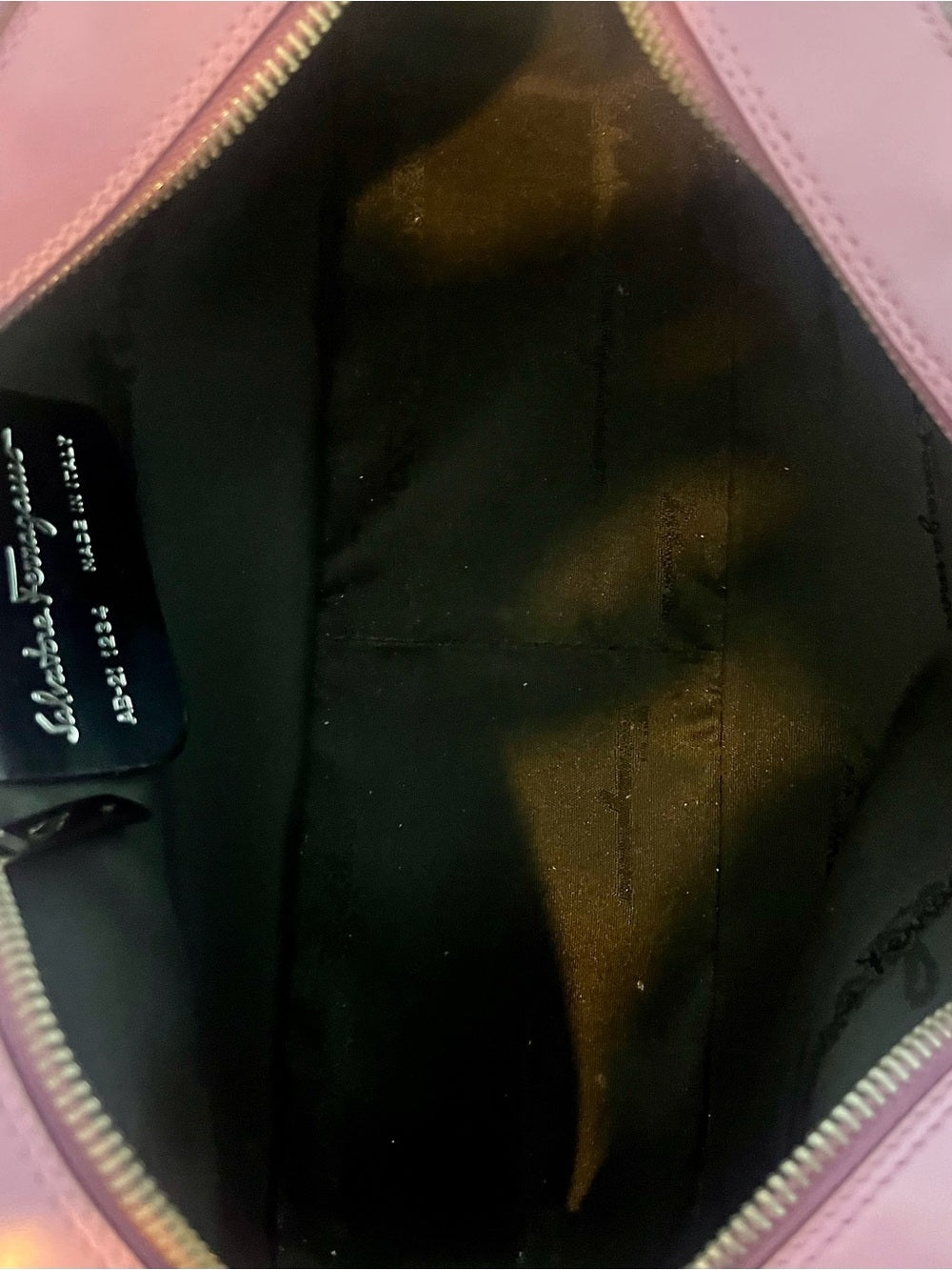 Salvatore Ferragamo Tejus Lizard Purple Shoulder Bag - Vintage (80’s/90’s) — luxury handbag proportions and shape