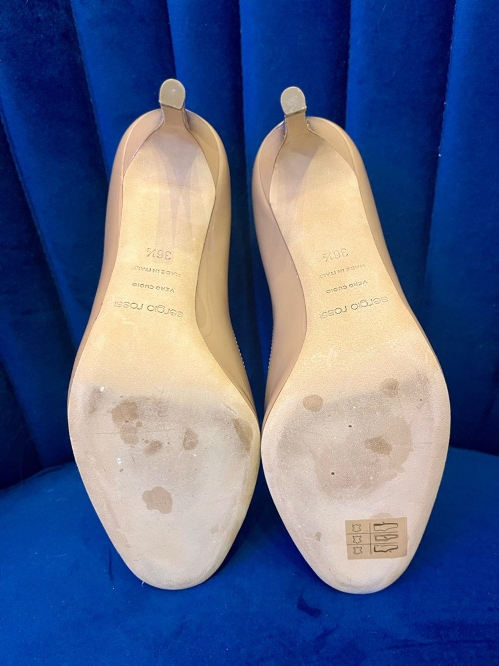 Sergio Rossi Patent Rounded-Toe Stiletto Heels in Nude - Size 36.5 — designer footwear material closeup