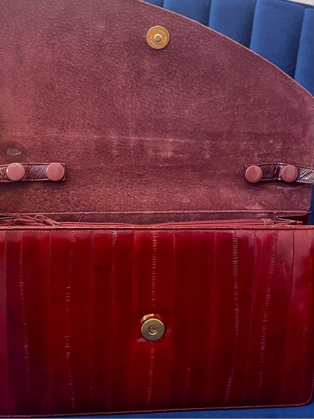 Vintage Red Eel Skin Clutch Textured Exotic Leather Structured Crossbody — corner piping and leather edge detail